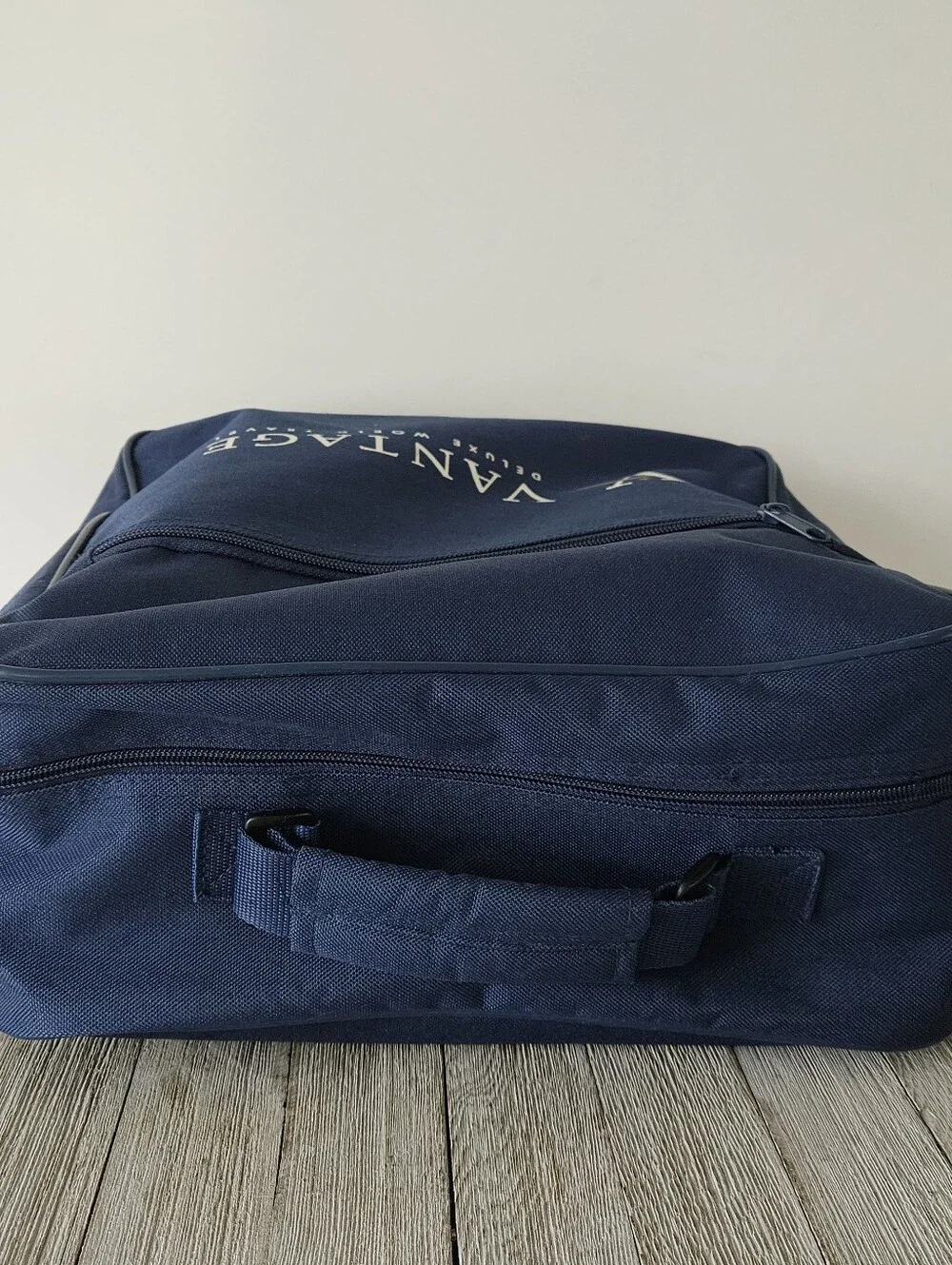 Vantage Deluxe World Travel Navy Blue Zippered Travel Bag with New Colorful ID